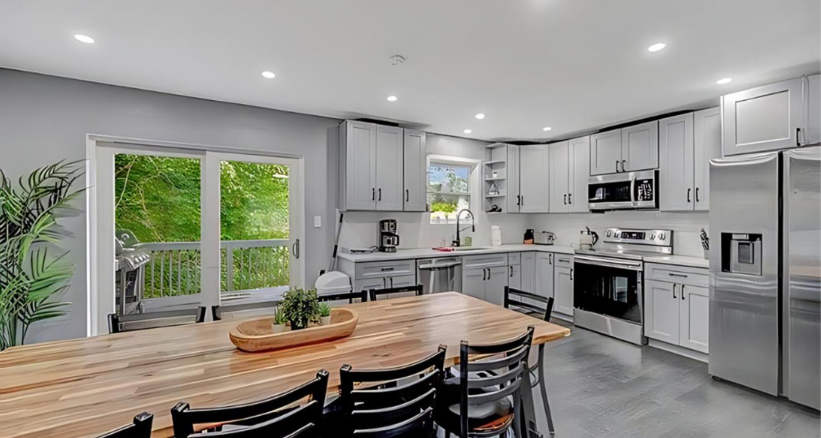 Peaceful Pocono Home With Hot Tub, Gym, & Office Long Pond Luaran gambar