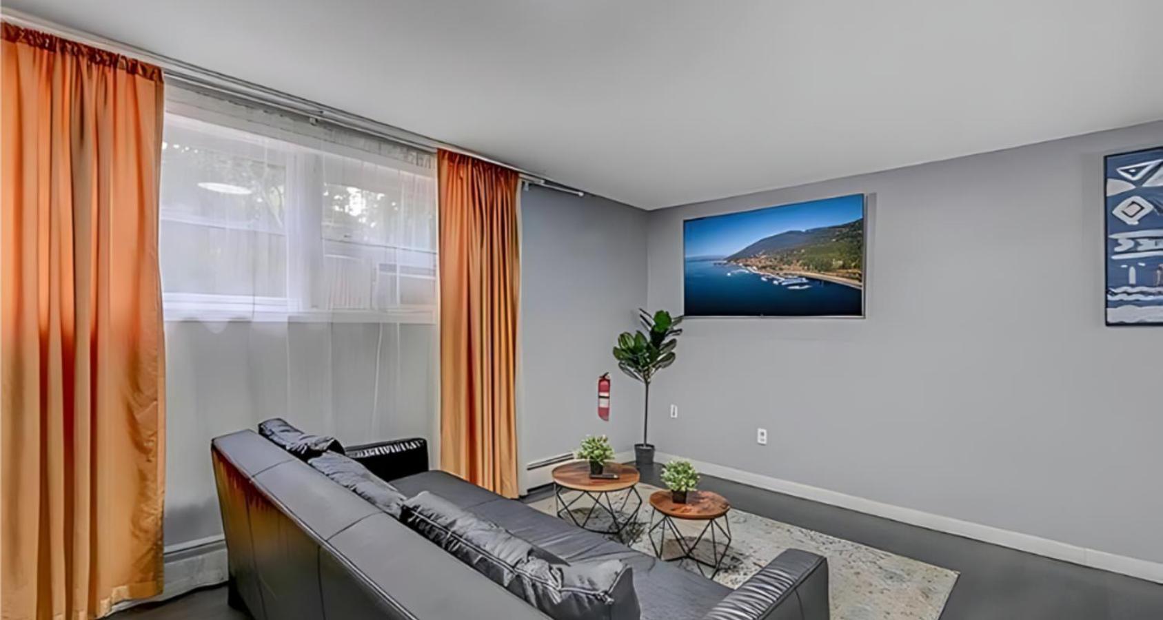 Peaceful Pocono Home With Hot Tub, Gym, & Office Long Pond Luaran gambar
